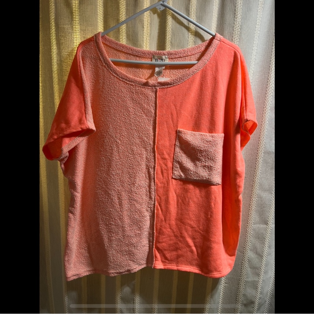 NWT BiBi Size Medium Coral Color Block Top
